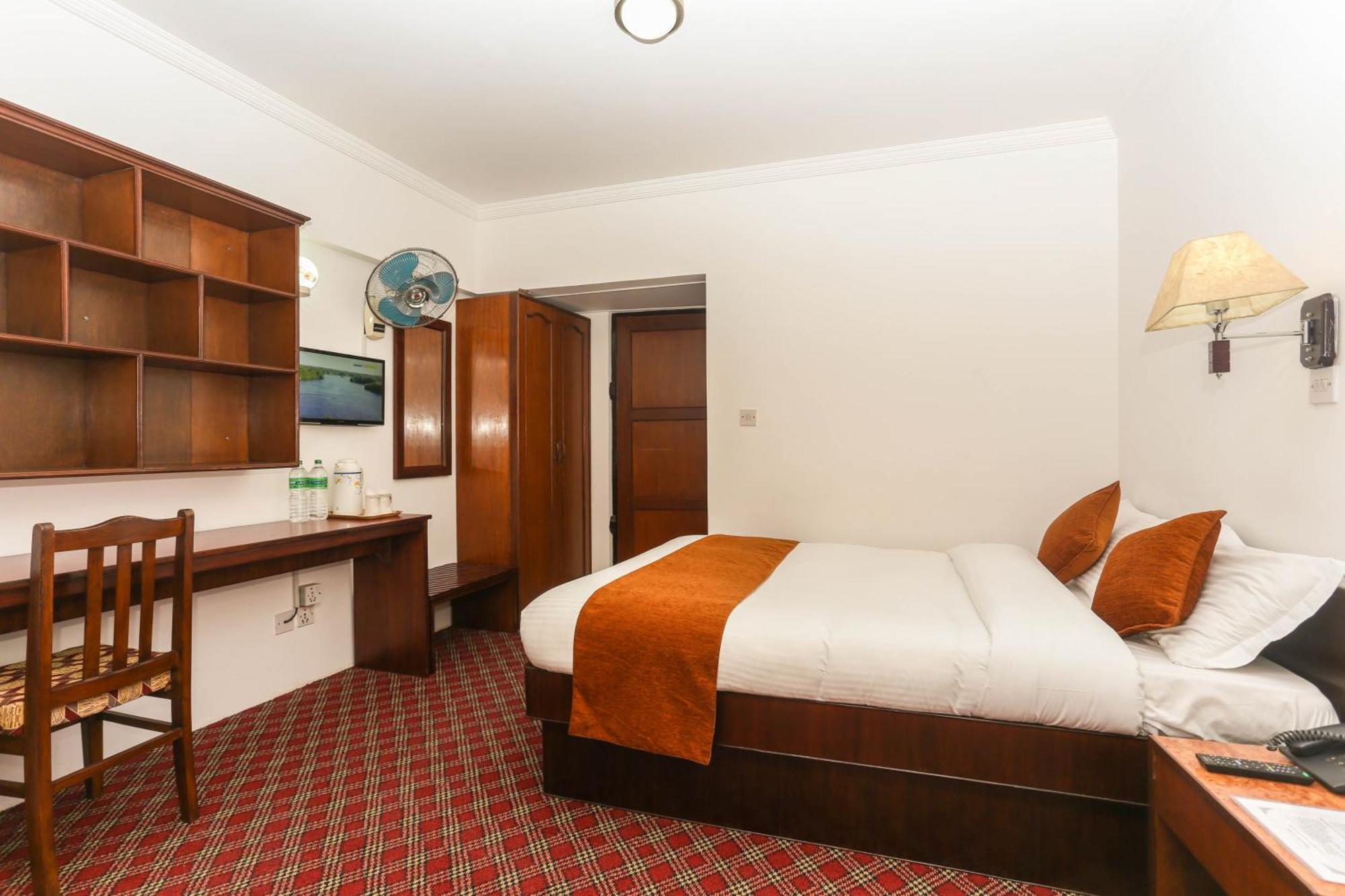 Fuji Hotel Kathmandu Ngoại thất bức ảnh