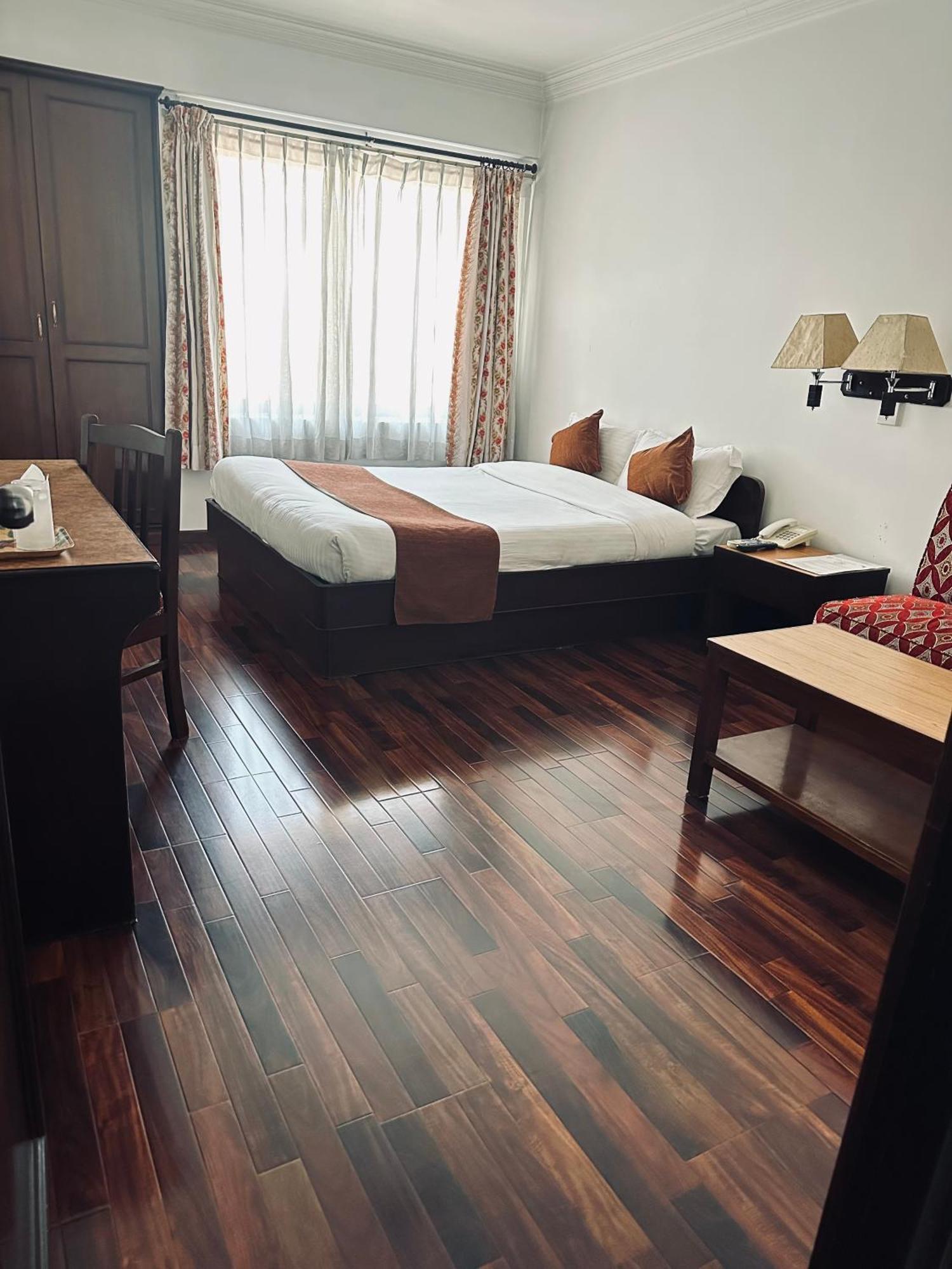 Fuji Hotel Kathmandu Ngoại thất bức ảnh