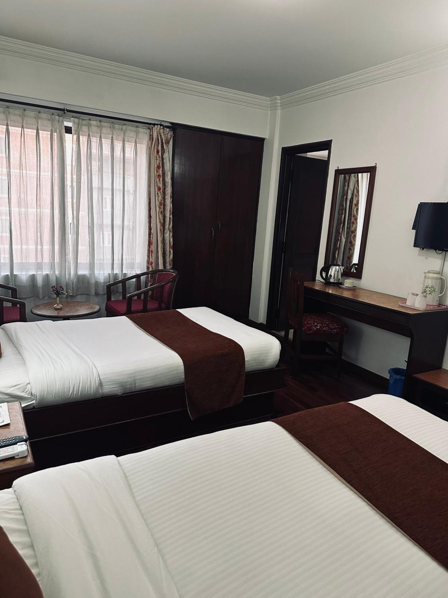 Fuji Hotel Kathmandu Ngoại thất bức ảnh