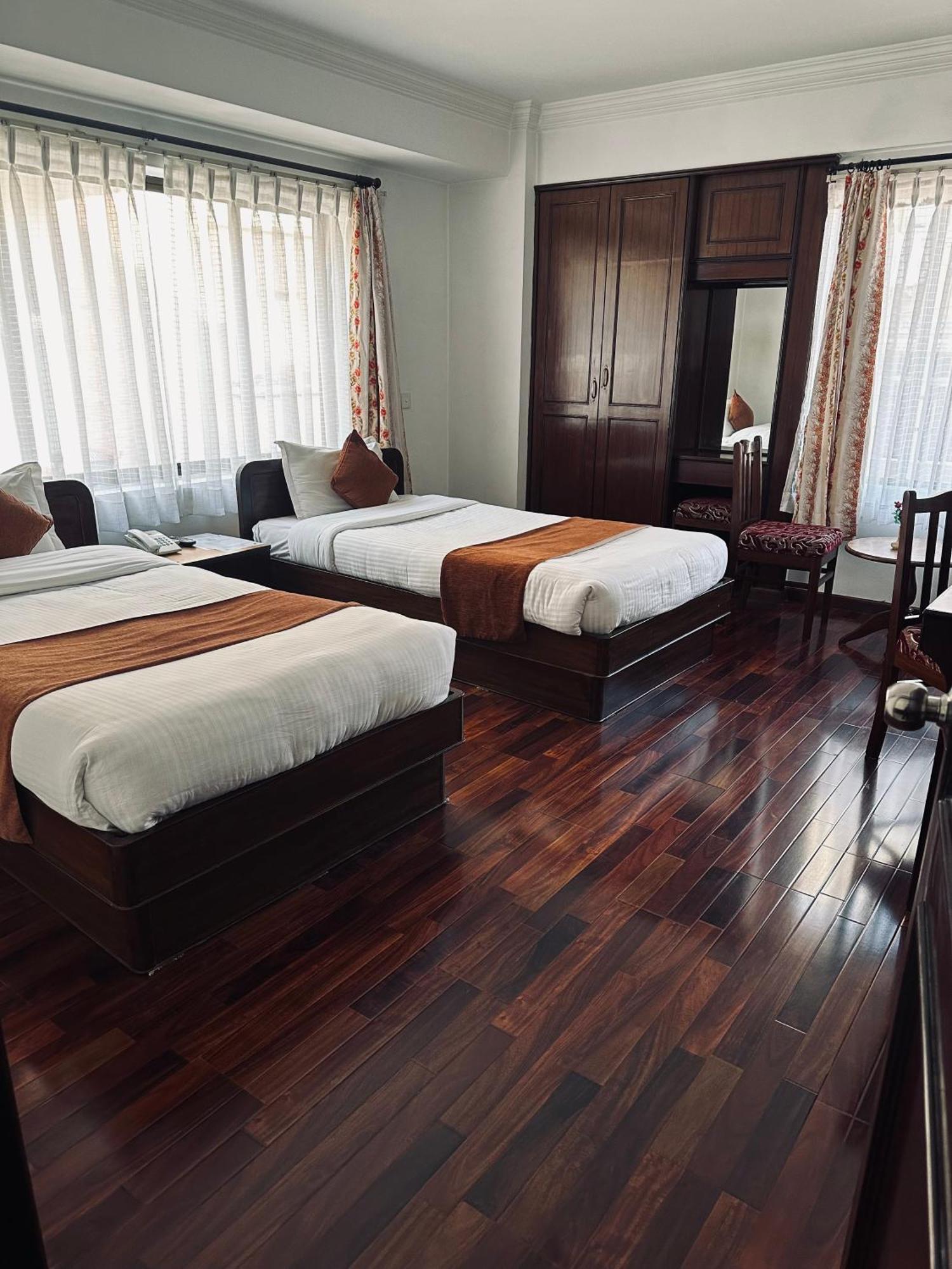 Fuji Hotel Kathmandu Ngoại thất bức ảnh