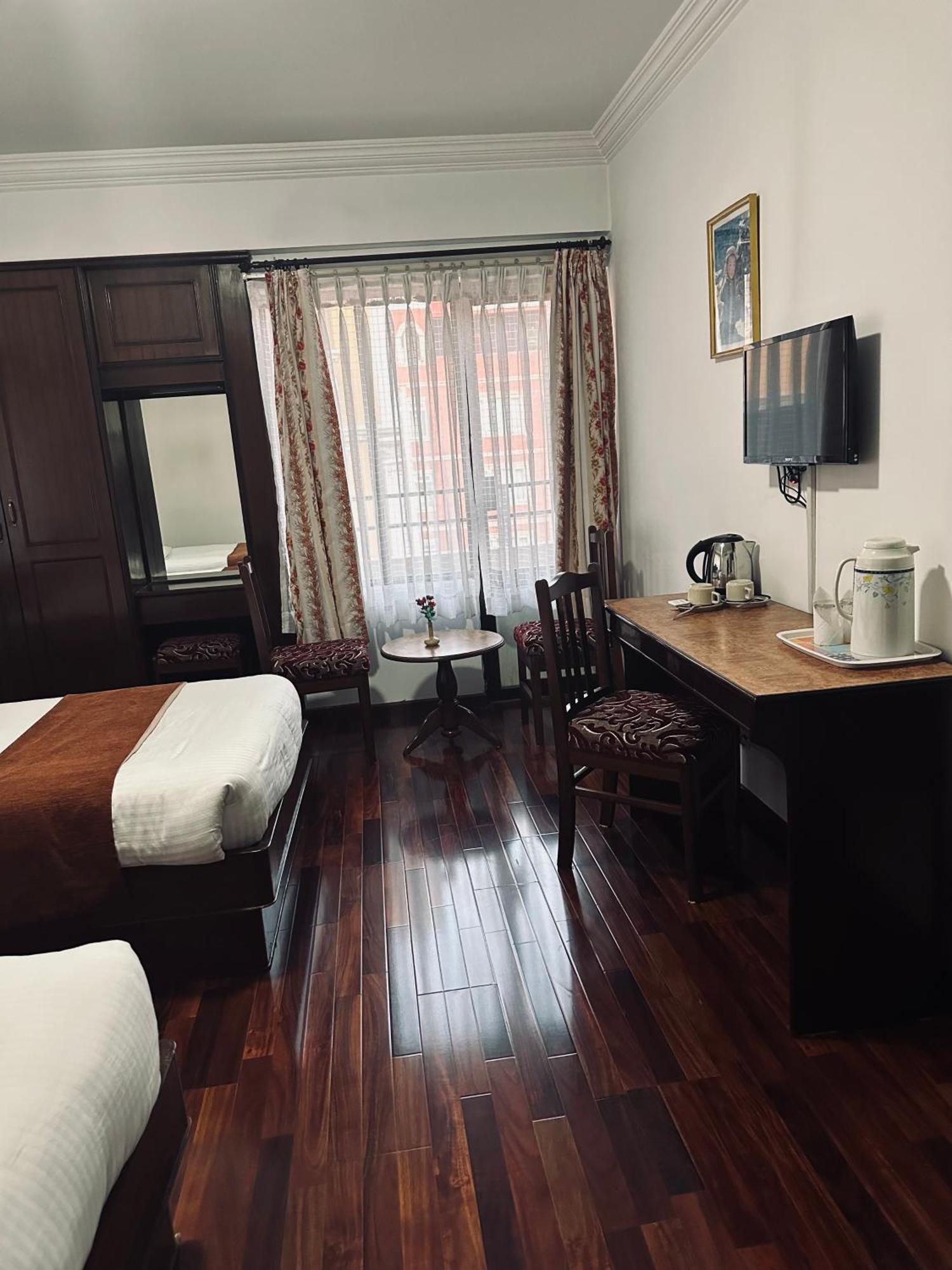 Fuji Hotel Kathmandu Ngoại thất bức ảnh