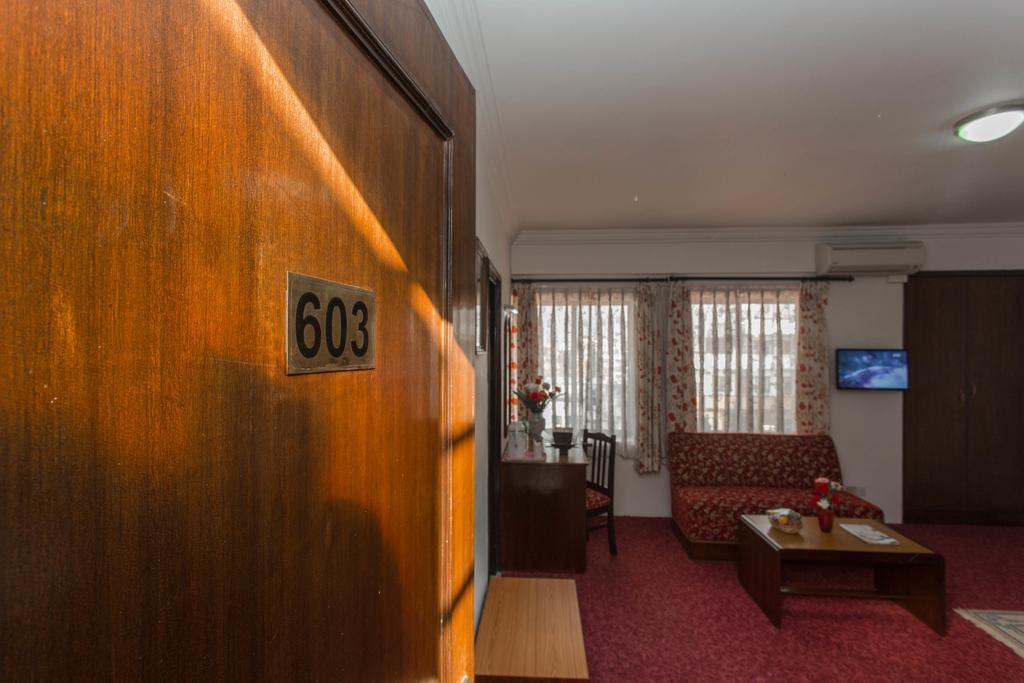 Fuji Hotel Kathmandu Ngoại thất bức ảnh